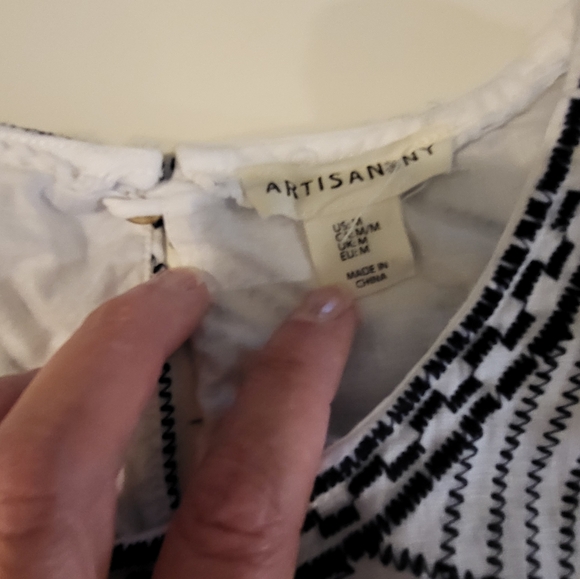 Embellished White and Black Tank Top with Intricate Design 100% Linen - Picture 3 of 10